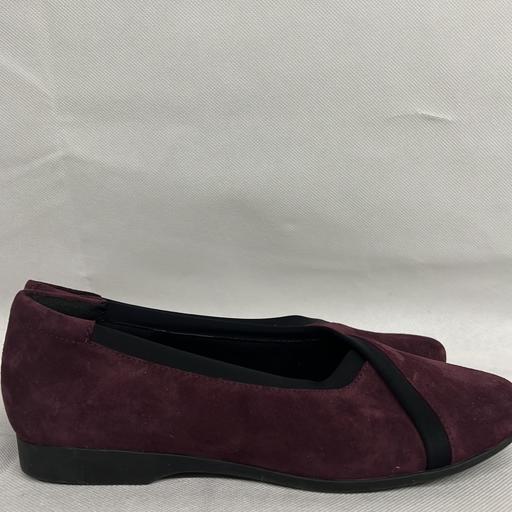 NEW Clark's unstructured suede purple eggplant black flats stretch dress work - Picture 2 of 6